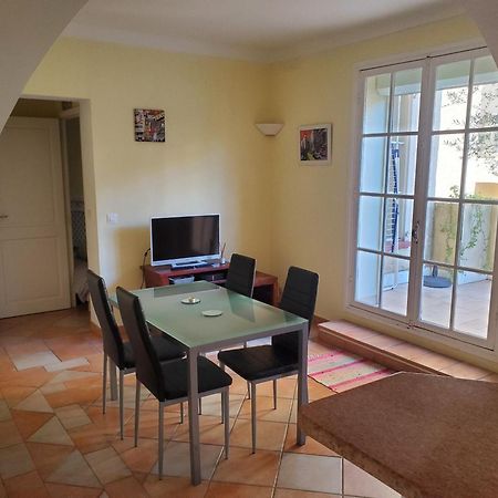 Le Pin Dore Antibes Luaran gambar