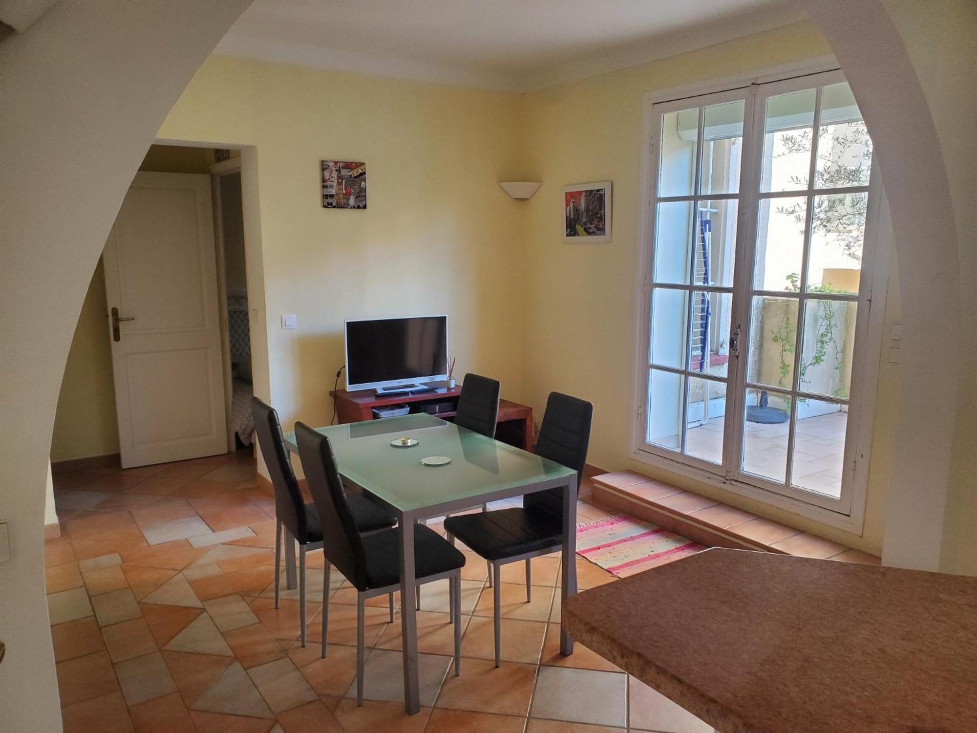 Le Pin Dore Antibes Luaran gambar